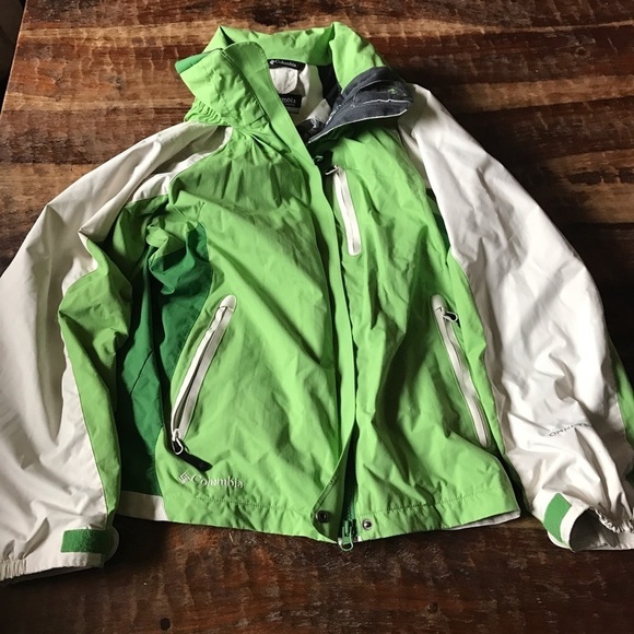 Columbia Waterproof Jacket size 14/16